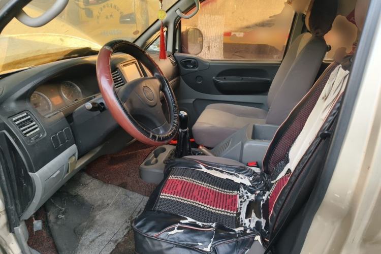 Used FORTHING Lingzhi 2013 V3 1.5L 7-Seater Luxury Model Left Front Seat