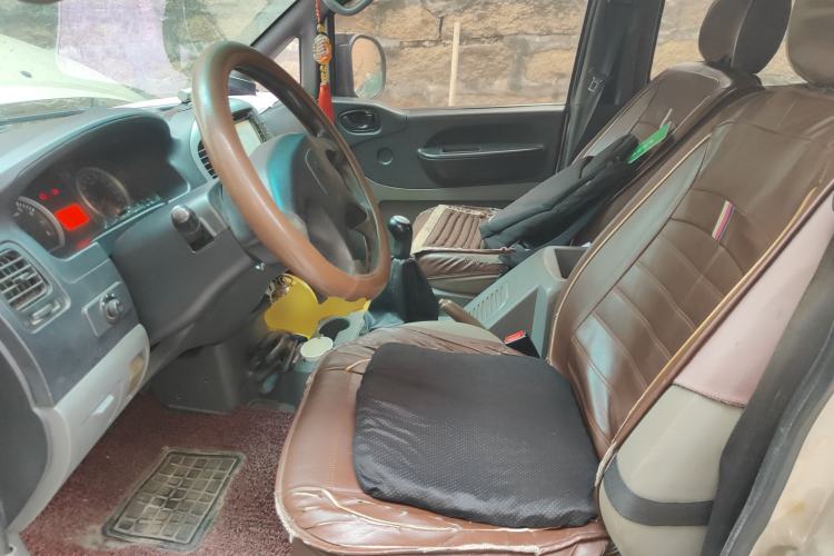 Used FORTHING Lingzhi 2013 M3 1.6L 7-Seater Luxury Model Left Front Seat