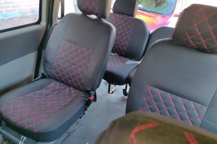 Used FORTHING Lingzhi 2013 V3 1.5L 7-Seater Luxury Model Left Rear Seat