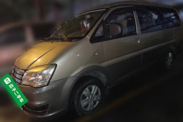 Used FORTHING Lingzhi 2013 M5 Q7 2.0L 7-Seater Long-Wheelbase Comfort Model