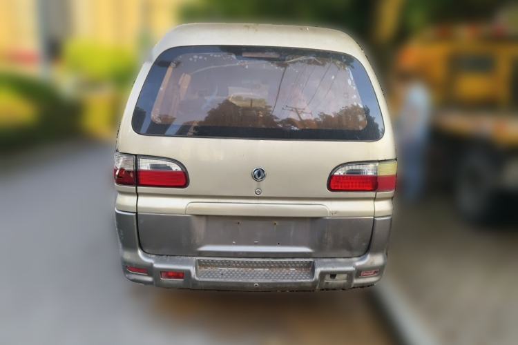 Used FORTHING Lingzhi 2013 V3 1.5L 7-Seater Luxury Model Rear