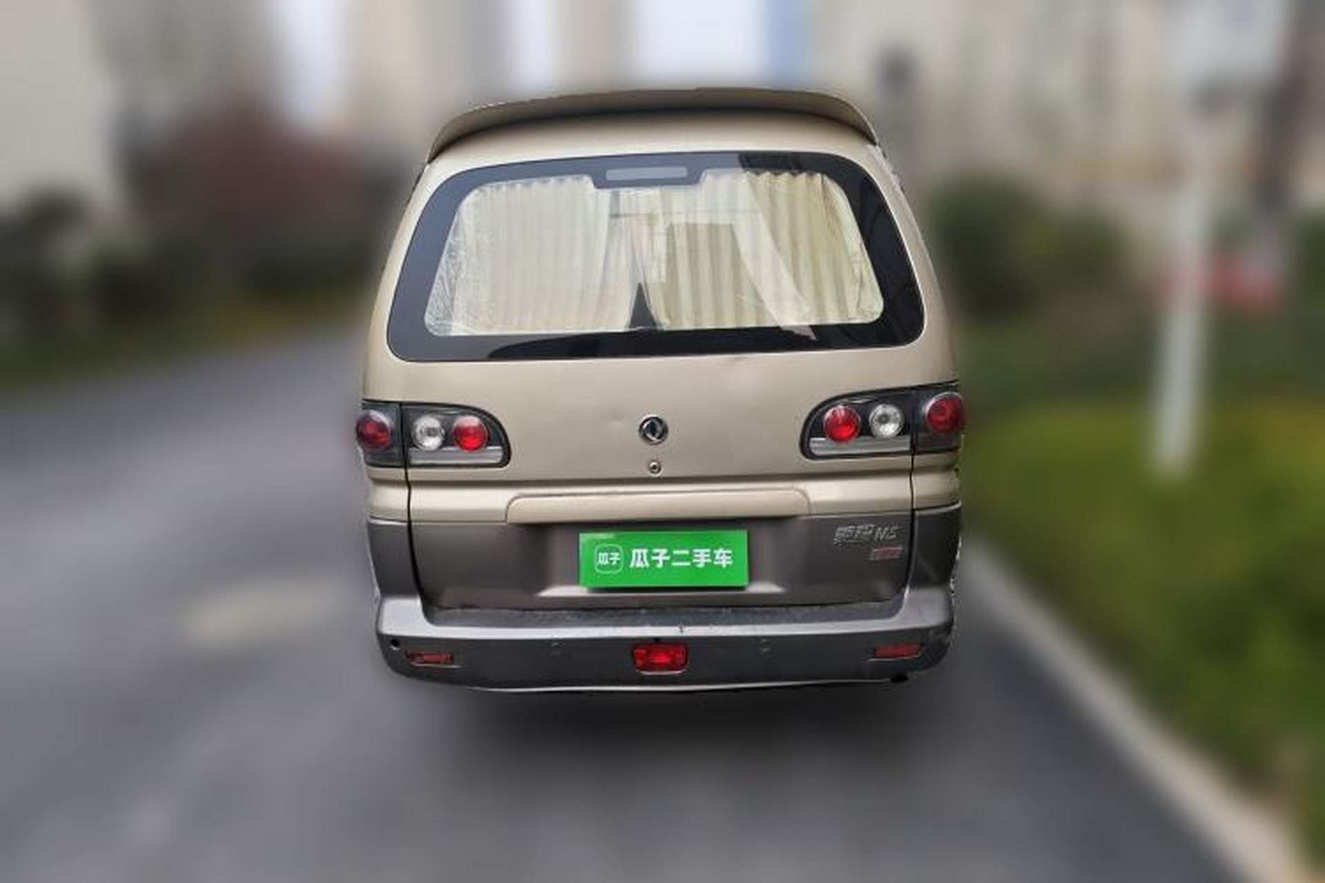 Used FORTHING Lingzhi 2013 M5 Q7 2.0L 7-Seater Long-Wheelbase Comfort Model Rear