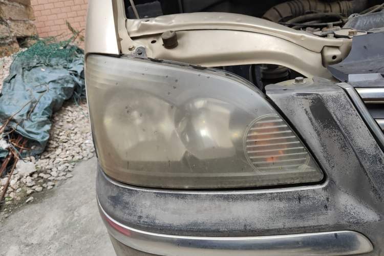 Used FORTHING Lingzhi 2013 M3 1.6L 7-Seater Luxury Model Right Front Headlight