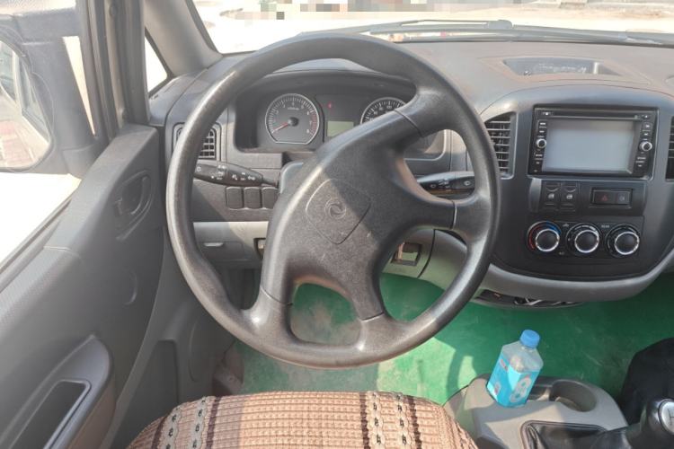 Used FORTHING Lingzhi 2013 M3 1.6L 7-Seater Comfort Model Steering Wheel