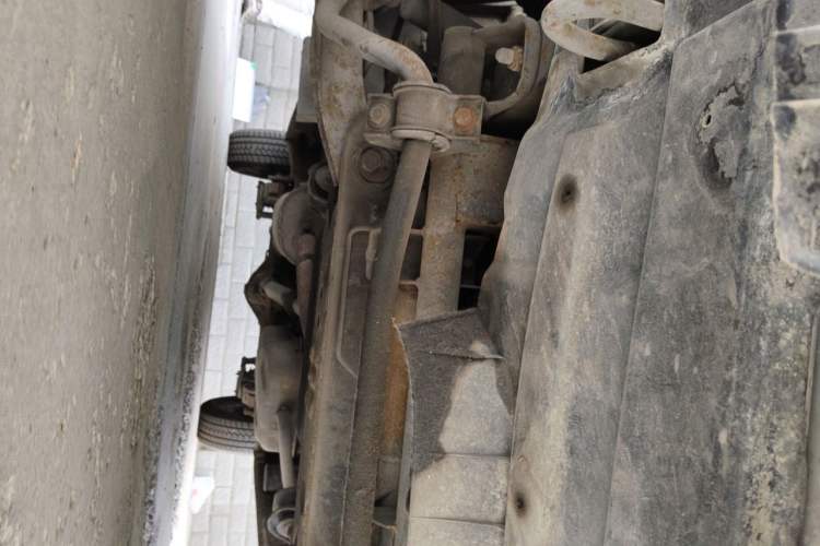 Used FORTHING Lingzhi 2014 V3 1.5L 5-seat Standard Model I Chassis Front