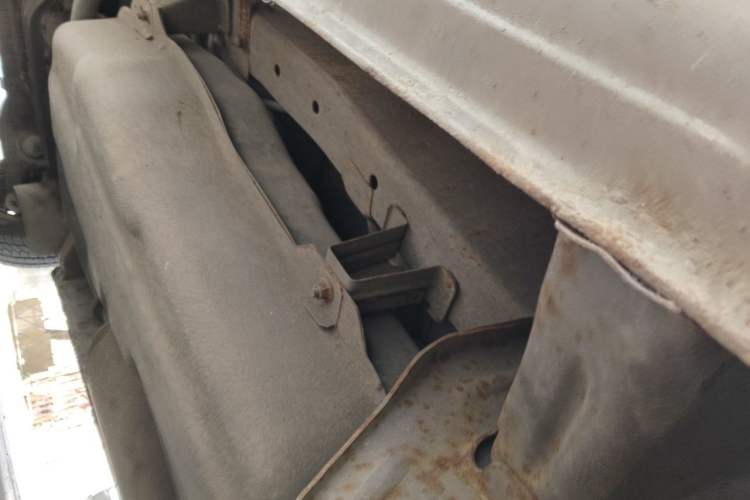 Used FORTHING Lingzhi 2014 V3 1.5L 5-seat Standard Model I Chassis Rear Left