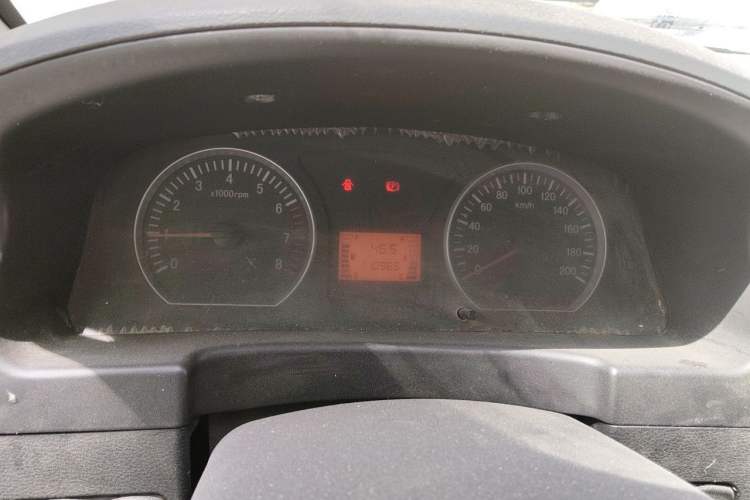 Used FORTHING Lingzhi 2014 V3 1.5L 5-seat Standard Model I Instrument Cluster