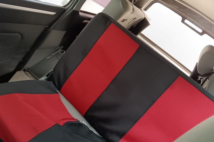 Used FORTHING Lingzhi 2014 V3 1.5L 7-Seater Comfort Model Left Rear Seat