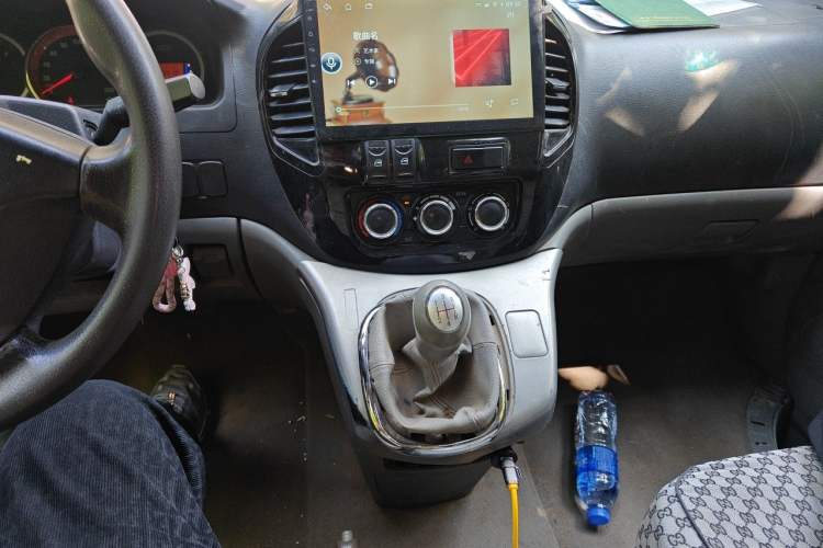 Used FORTHING Lingzhi 2014 M5 Q7 2.0L 7-seat Long-wheelbase Comfort Version Audio And AC Panel