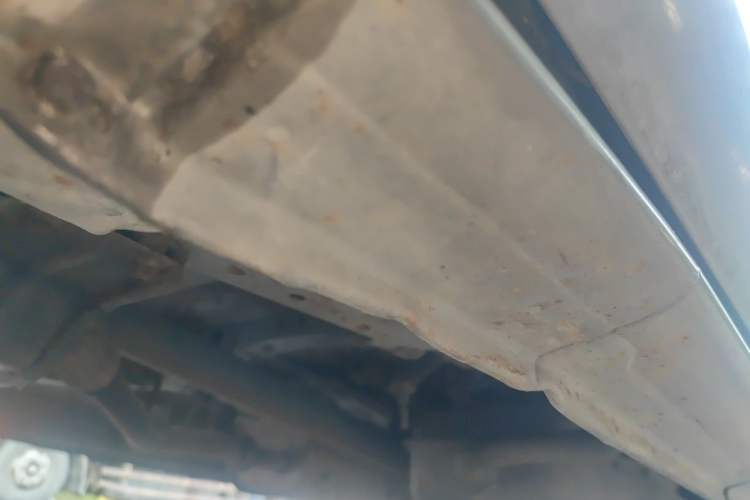 Used FORTHING Lingzhi 2014 V3 1.5L 7-Seater Standard Model II Chassis Front Left