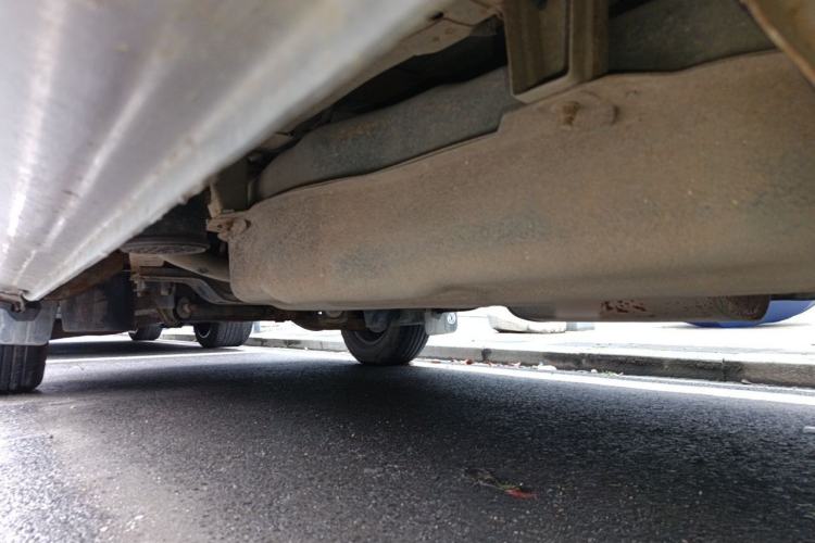 Used FORTHING Lingzhi 2014 V3 1.5L 7-Seater Standard Model II Chassis Rear Left