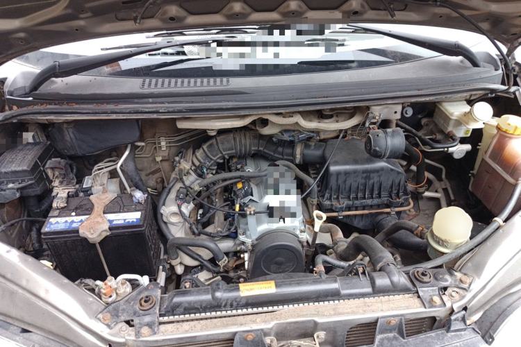 Used FORTHING Lingzhi 2014 V3 1.5L 7-Seater Standard Model II Engine Bay