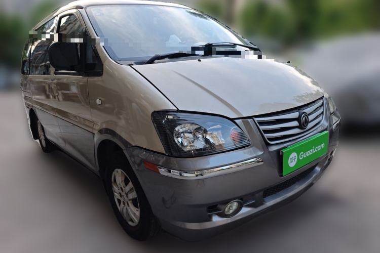 Used FORTHING Lingzhi 2014 M3 1.6L 7-Seater Comfort Model Front Right 45 Deg