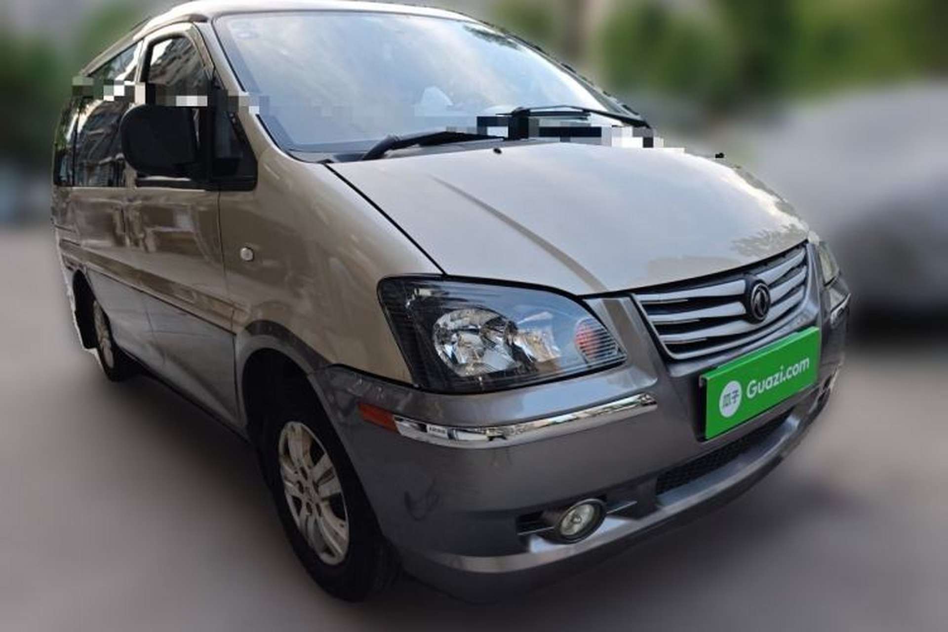 Used FORTHING Lingzhi 2014 M3 1.6L 7-Seater Comfort Model Front Right 45 Deg