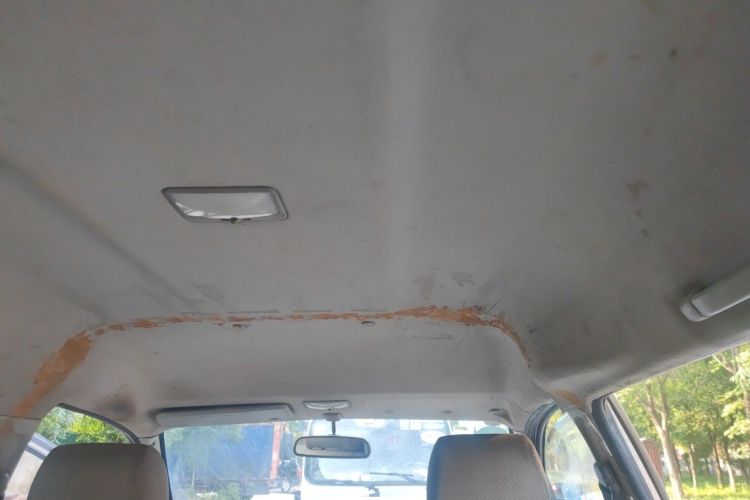 Used FORTHING Lingzhi 2014 V3 1.5L 7-Seater Standard Model II Headliner