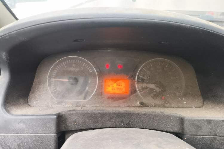Used FORTHING Lingzhi 2014 V3 1.5L 5-seat Standard Model I Instrument Cluster