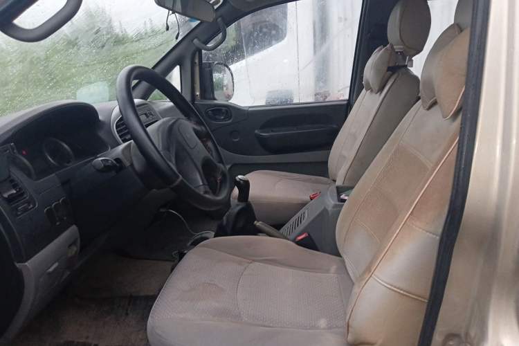 Used FORTHING Lingzhi 2014 M3 1.6L 7-seater Standard Model Left Front Seat