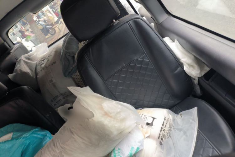 Used FORTHING Lingzhi 2014 M3 1.6L 7-Seater Comfort Model Left Rear Seat