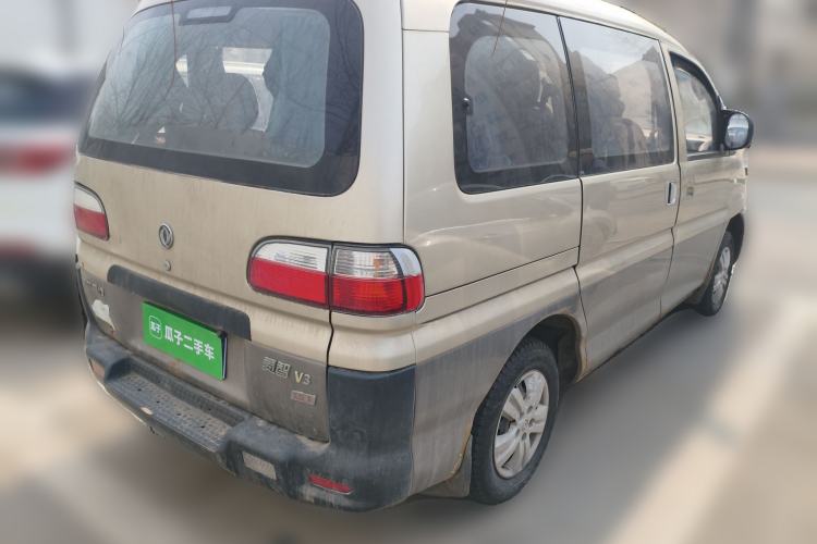 Used FORTHING Lingzhi 2014 V3 1.5L 7-Seater Standard Model II Rear Right 45 Deg
