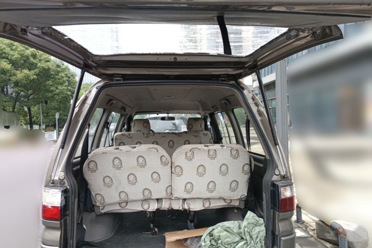 Used FORTHING Lingzhi 2014 V3 1.5L 7-Seater Standard Model II Trunk