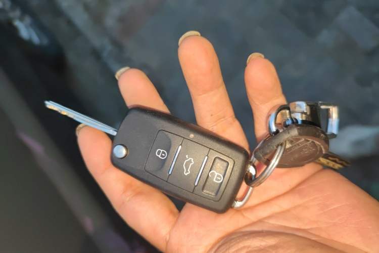 Used FORTHING Lingzhi 2014 V3 1.5L 7-Seater Standard Model II Vehicle Key