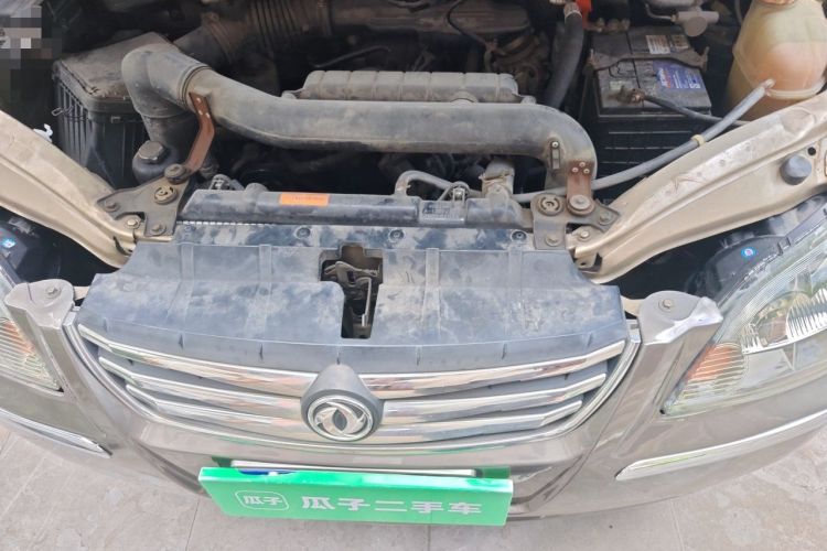 Used FORTHING Lingzhi 2014 M5 Q7 2.0L 7-seat Long-wheelbase Comfort Version Engine Bay