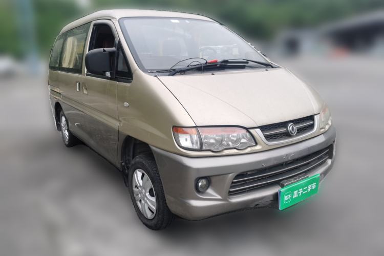 Used FORTHING Lingzhi 2014 V3 1.5L 7-Seater Luxury Model Front Right 45 Deg