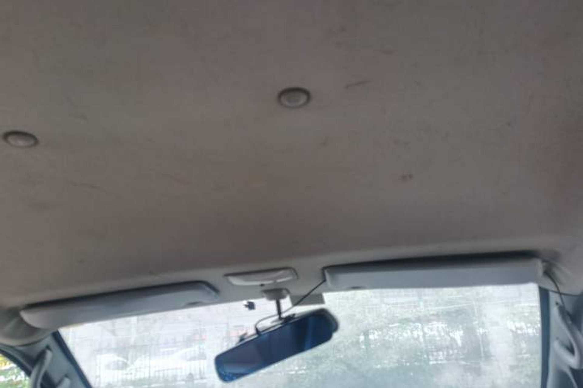 Used FORTHING Lingzhi 2014 V3 1.5L 7-Seater Luxury Model Headliner