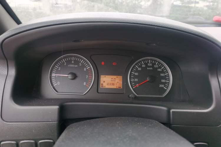 Used FORTHING Lingzhi 2014 V3 1.5L 7-Seater Luxury Model Instrument Cluster