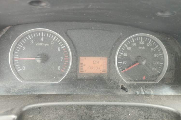 Used FORTHING Lingzhi 2014 M3 1.6L 7-seater Standard Model Instrument Cluster