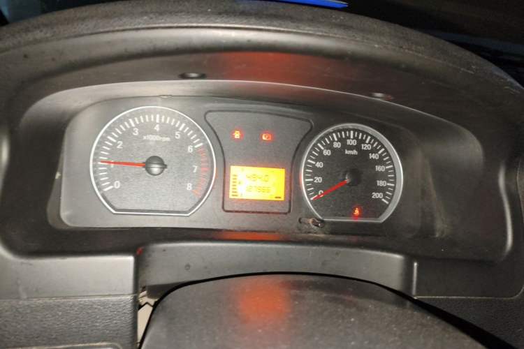 Used FORTHING Lingzhi 2014 M3 1.6L 7-Seater Luxury Model Instrument Cluster