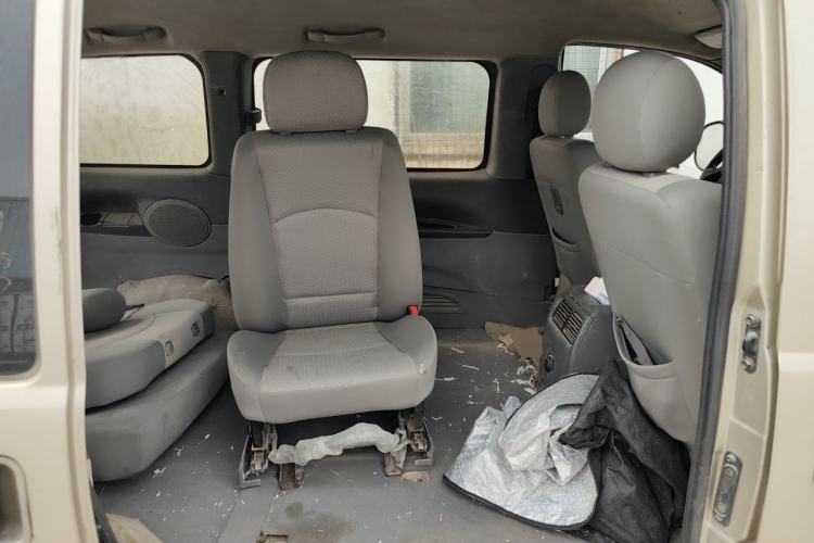 Used FORTHING Lingzhi 2014 M3 1.6L 7-seater Standard Model Left Rear Seat