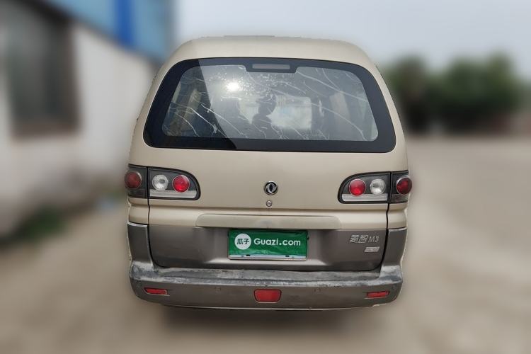 Used FORTHING Lingzhi 2014 M3 1.6L 7-seater Standard Model Rear