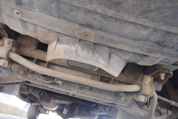 Used FORTHING Lingzhi 2014 M3 1.6L 7-seater Standard Model Chassis Front