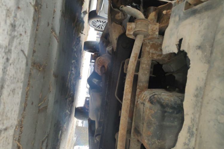 Used FORTHING Lingzhi 2014 V3 1.5L 7-Seater Standard Model II Chassis Front