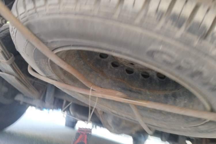Used FORTHING Lingzhi 2014 M3 1.6L 7-seater Standard Model Chassis Rear