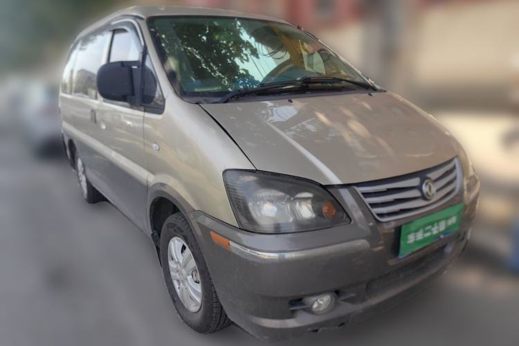 Used FORTHING Lingzhi 2014 M3 1.6L 7-seater Standard Model Front Right 45 Deg