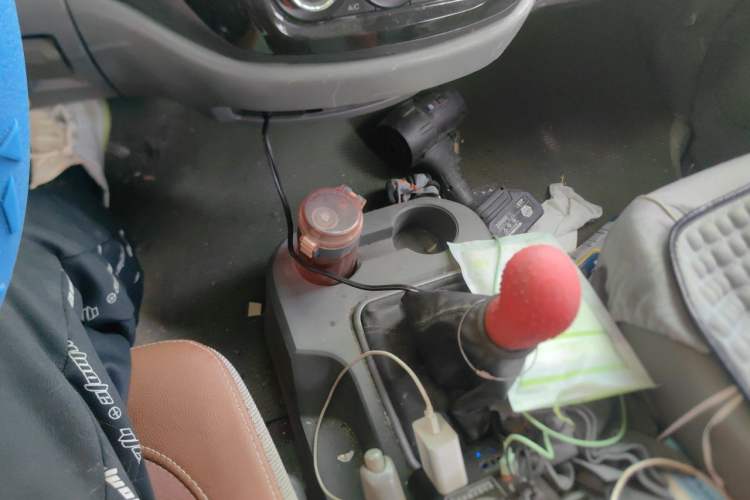 Used FORTHING Lingzhi 2014 M3 1.6L 7-seater Standard Model Gear Lever