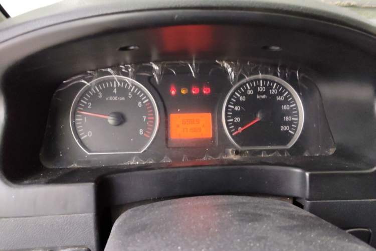 Used FORTHING Lingzhi 2014 V3 1.5L 5-seat Standard Model I Instrument Cluster