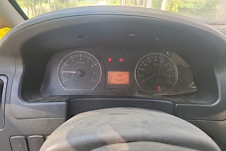 Used FORTHING Lingzhi 2014 V3 1.5L 7-Seater Luxury Model Instrument Cluster