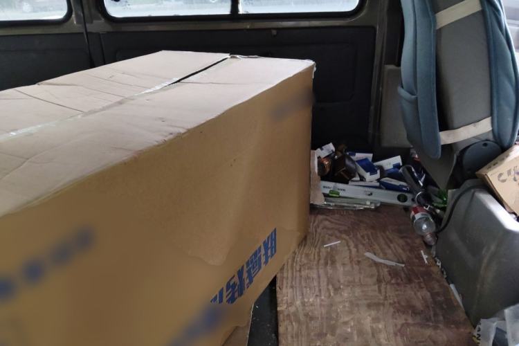 Used FORTHING Lingzhi 2014 V3 1.5L 5-seat Standard Model I Left Rear Seat