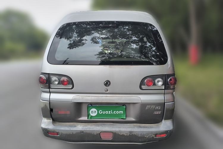 Used FORTHING Lingzhi 2014 M3 1.6L 7-Seater Comfort Model Rear