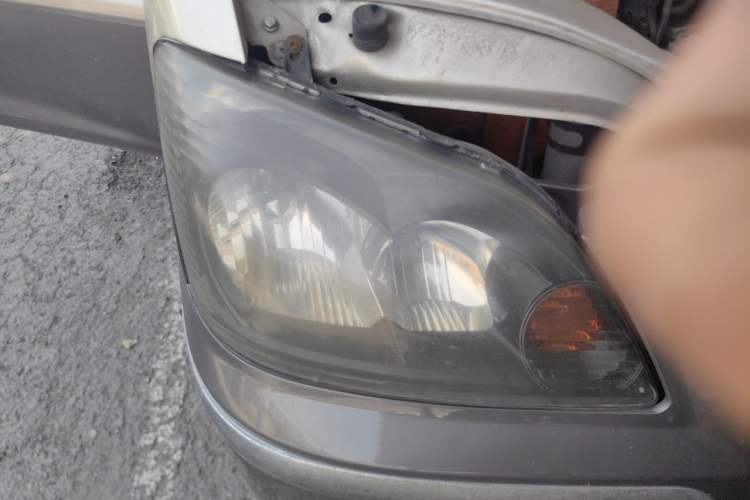 Used FORTHING Lingzhi 2014 M3 1.6L 7-seater Standard Model Right Front Headlight