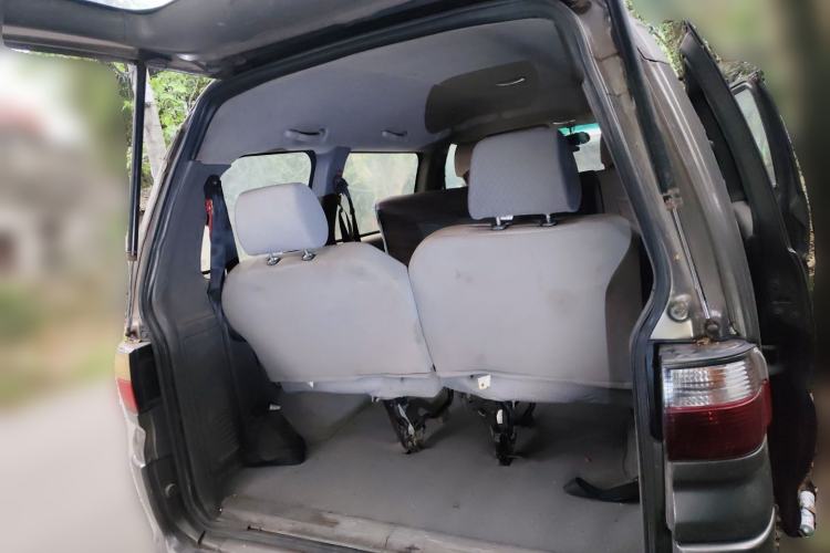 Used FORTHING Lingzhi 2014 V3 1.5L 7-Seater Comfort Model Trunk