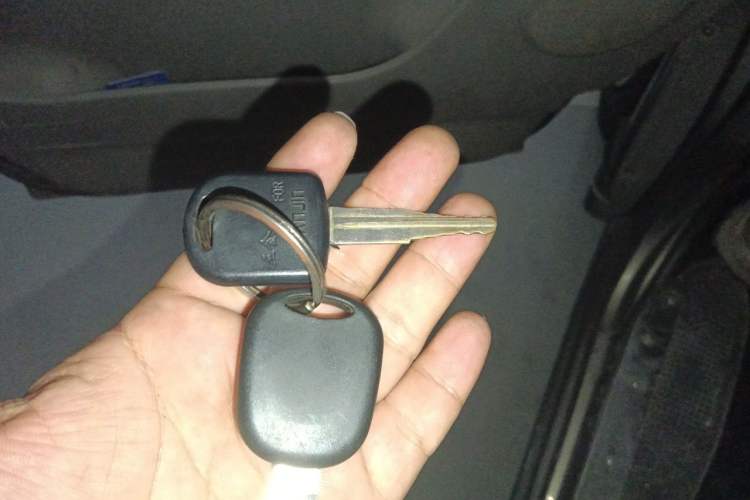 Used FORTHING Lingzhi 2014 V3 1.5L 7-Seater Standard Model II Vehicle Key