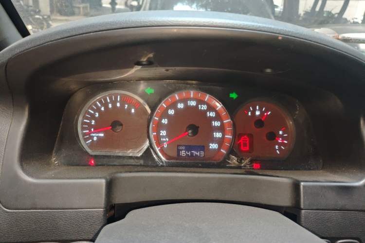 Used FORTHING Lingzhi 2014 M5 Q3 2.0L 7-seat Long-Wheelbase Comfort Version Instrument Cluster