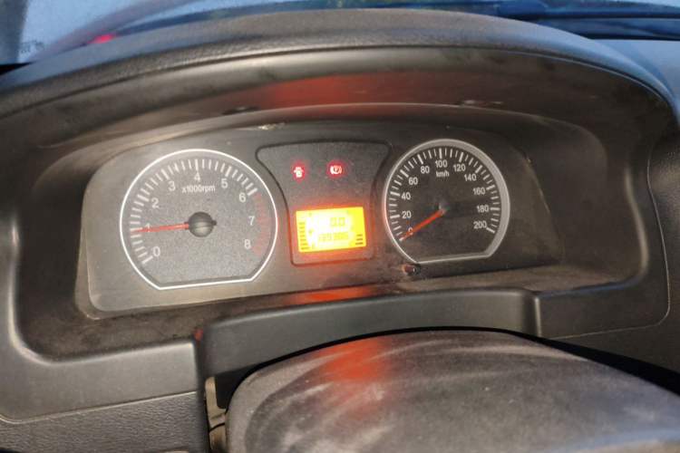 Used FORTHING Lingzhi 2014 M3 1.6L 7-Seater Comfort Model Instrument Cluster