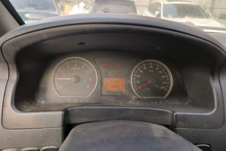 Used FORTHING Lingzhi 2014 M3 1.6L 7-Seater Comfort Model Instrument Cluster