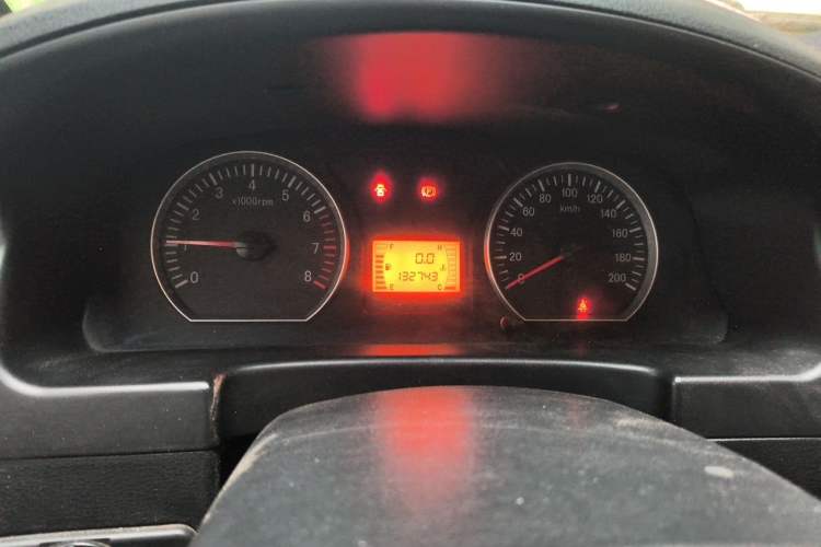 Used FORTHING Lingzhi 2014 M3 1.6L 7-Seater Luxury Model Instrument Cluster