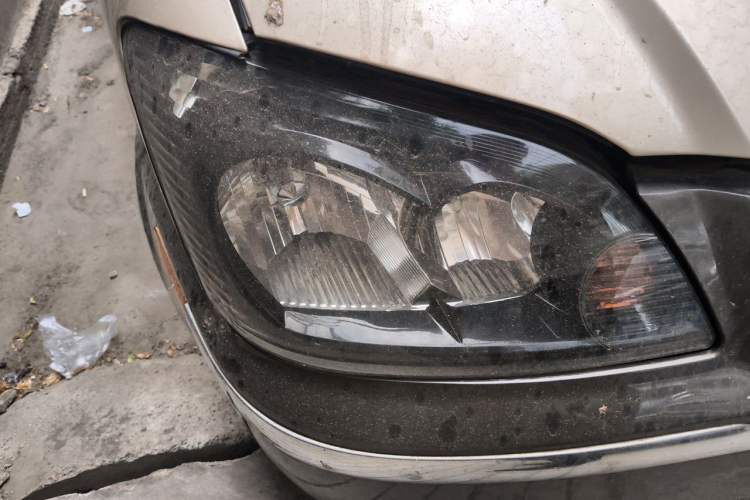 Used FORTHING Lingzhi 2014 M3 1.6L 7-Seater Luxury Model Right Front Headlight